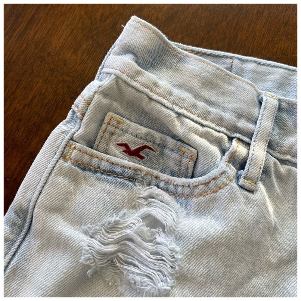 Hollister High Rise Distressed Festival Fray Hem Cut Off Shorts Light Wash Sz 25 - Picture 10 of 12